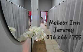 Meteor Inn
